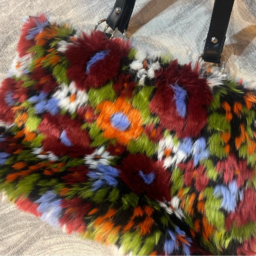 Eyelash floral handbag!